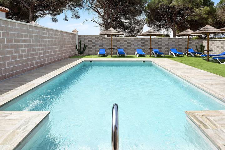 Casa Torre de Meca 2 con piscina compartida y vistas a la montaña in Los Caños de Meca, Barbate