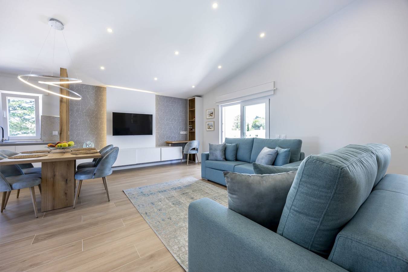 Entire apartment, Villa Martina Ciana - Upscale Loft in Praia da Luz, Faro District