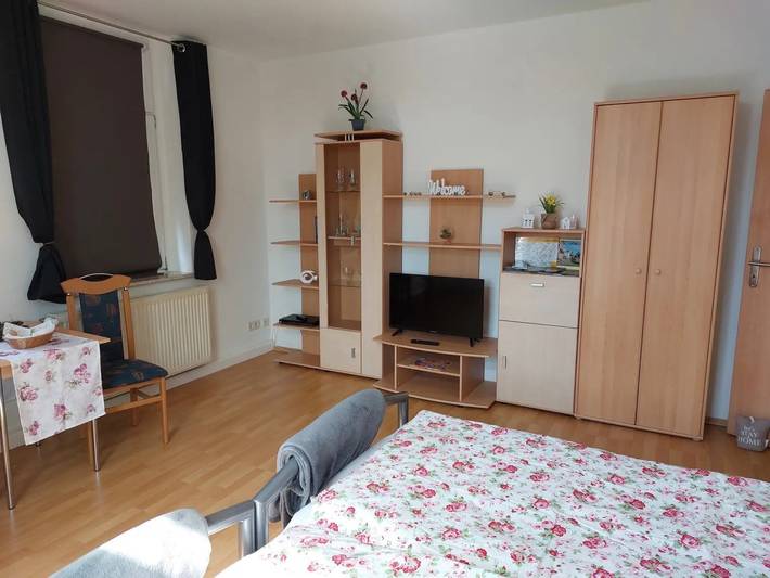 Ganze Wohnung, Ferienwohnung 'Giesis Wohlfühloase' mit Gemeinschaftsterrasse, privatem Garten und Wi-Fi in Döbeln, Chemnitz und Umgebung