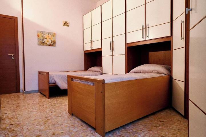 Ganze Wohnung, Comfortable seaside apartment, spacious and sweet atmosphere near Rome. in Ostia, Rom