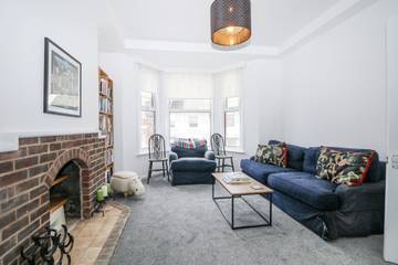 Holiday Rental for 6 People in Hastings, High Weald, Photo 2