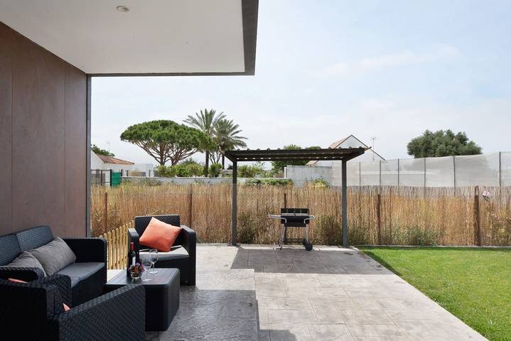 Ferienhaus 'Casa Valle' mit privatem Pool, WLAN und Klimaanlage in Barrio Nuevo, Conil de la Frontera