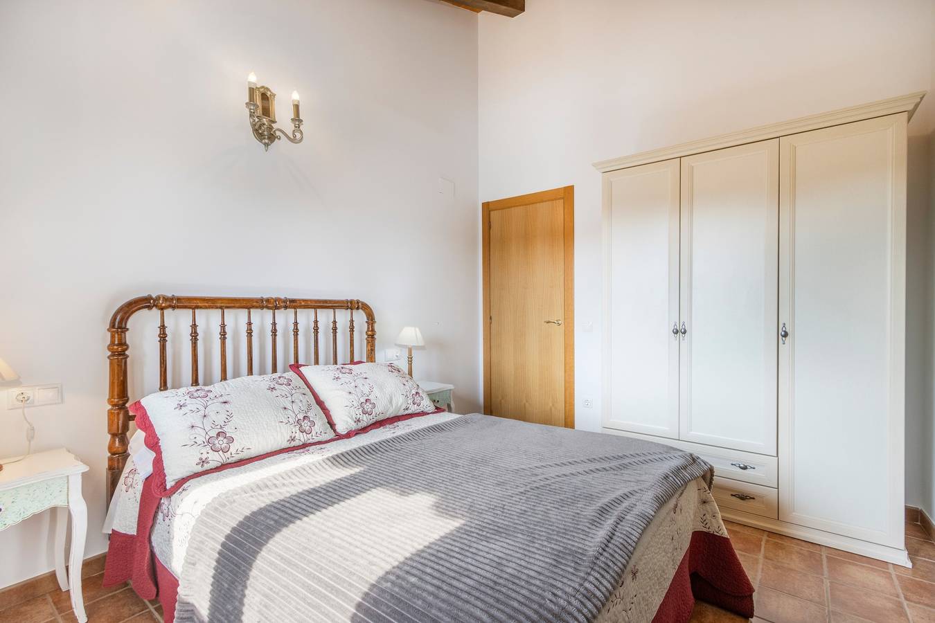 Ferienwohnung 'El Pedregal' mit Bergblick, Wi-Fi und Klimaanlage in Graus, Aragonesische Pyrenäen