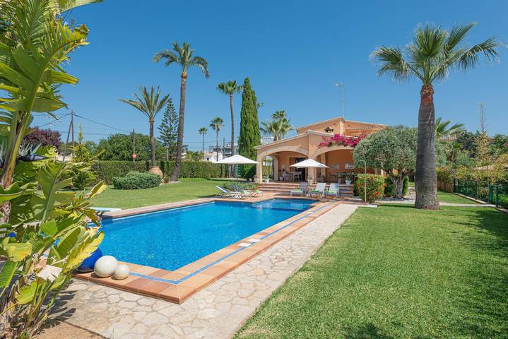 Luxus-Finca für 8 Personen, mit Terrasse in Can Picafort