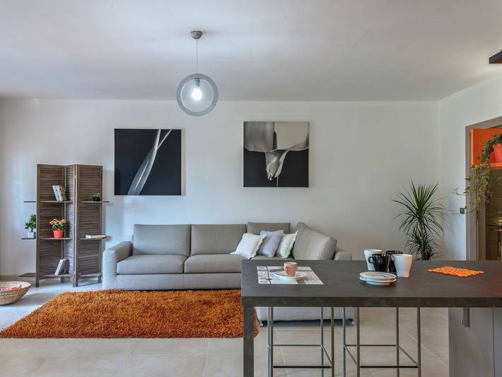 Gîte pour 6 personnes, avec jardin et piscine, adapté aux familles à Tavullia - 2