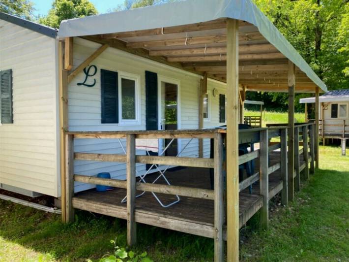 Camping für 4 Personen, mit Kinderpool in Cantal