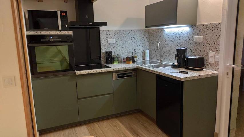 Gîte pour 4 personnes, avec terrasse à Montamisé - 3