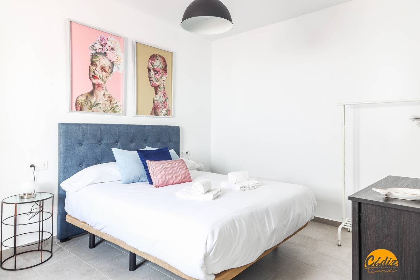 Entire holiday apartment, Casa Rehala Yor by Cadiz Time in Cadiz Old Town, Cádiz