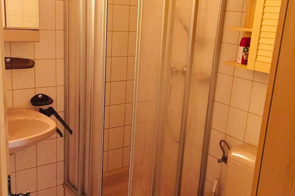 Ganze Wohnung, Gemütliches Familien-Apartment mit Balkon u Bergblick, direkt neben Wanderwegen. in Dornbirn, Rheintal-Bodenseegebiet