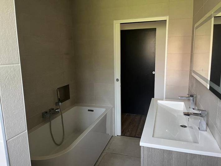 Location de vacances pour 8 personnes, avec Terrasse et Jardin à Bizanos - 3