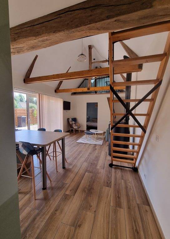 Gîte pour 5 personnes, avec terrasse à Favières - 3