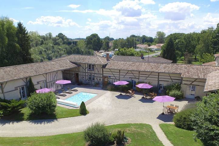 Maison de vacances pour 15 personnes, avec jardin et jacuzzi