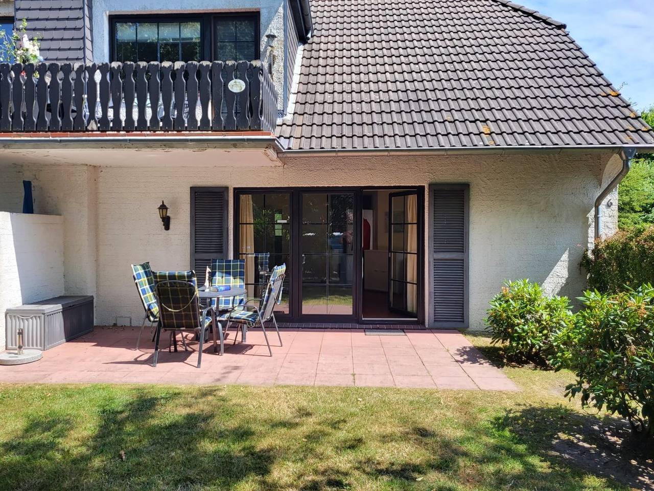 Ganze Wohnung, Erdgeschoßwohnung Karina mit schönem Garten in Greetsiel, Krummhörn