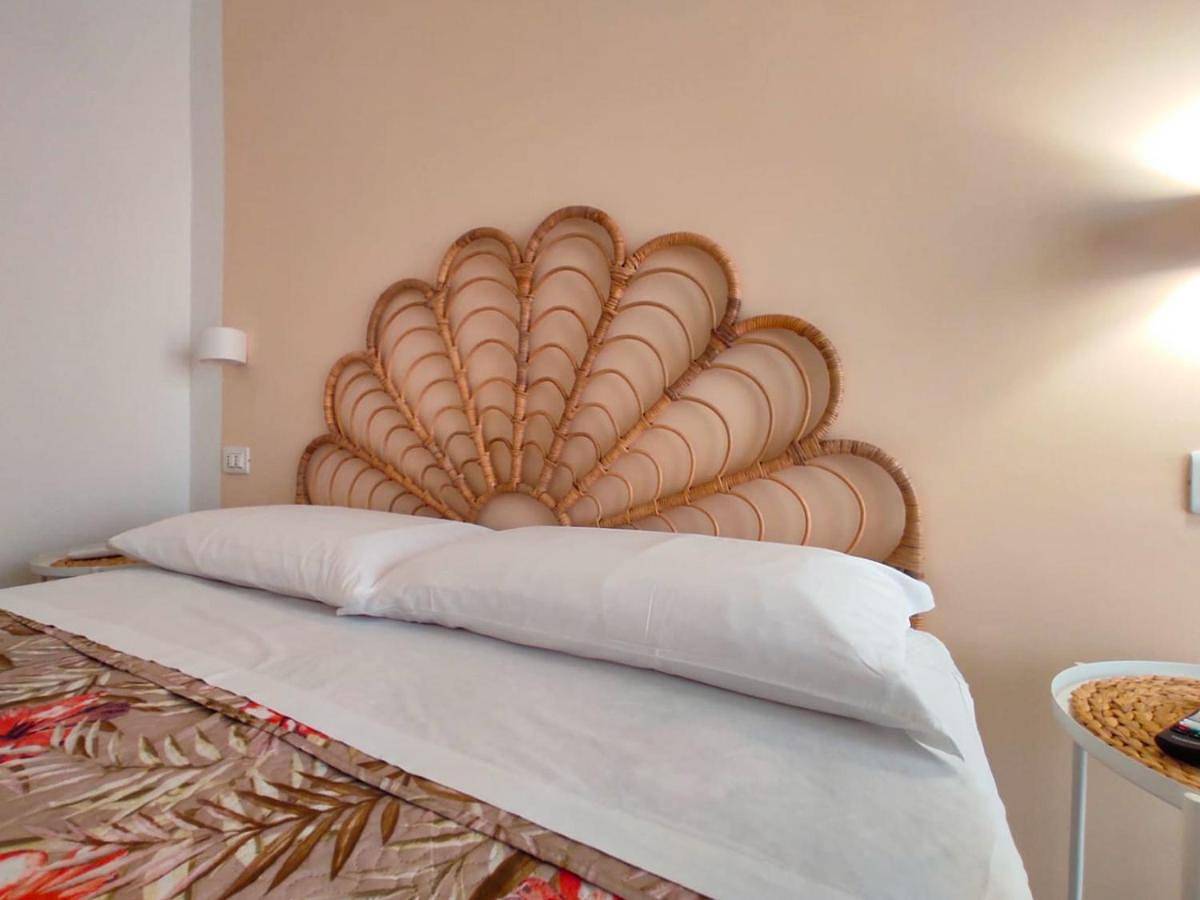 Queen Room with Garden View in Spiagga Licina, Agropoli