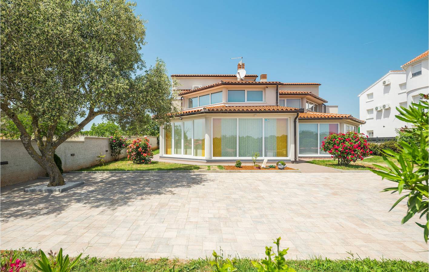 Charmantes Apartment mit einem Schlafzimmer, Pool und Terrasse in der Nähe des Flughafens Pula in Valtura, Südküste Istrien