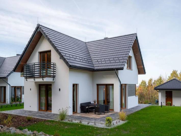 Casa vacanza per 6 persone, con Balcone e Idromassaggio nonché Terrazza e Giardino in Polonia