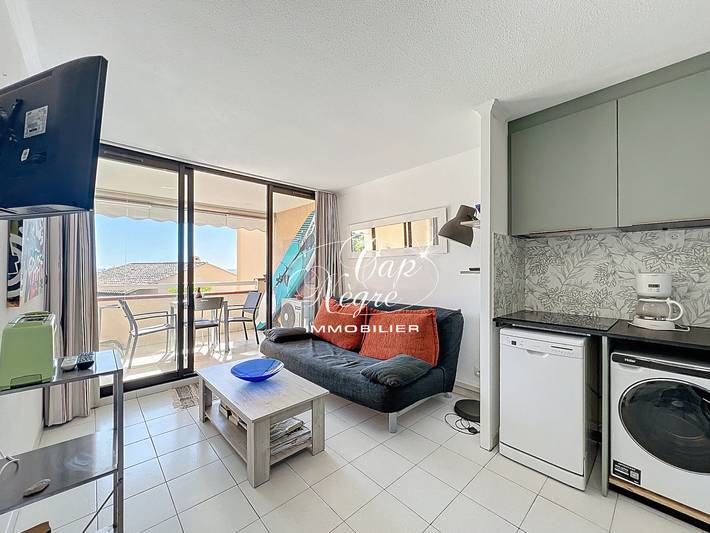 Gîte pour 4 personnes, avec terrasse, animaux acceptés dans Pramousquier - 3
