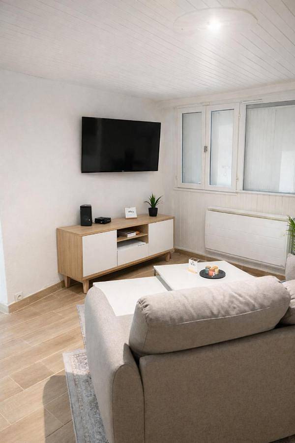 Gîte pour 4 personnes, avec jacuzzi dans Office De Tourisme De Montelimar - 2