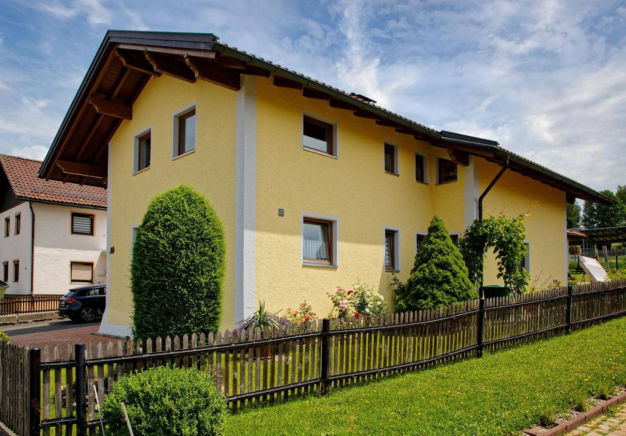 Ganze Wohnung, Ferienwohnung Kollmaier - Ferienwohnung Kleiner Regen mit zwei Schlafzimmern in Zwiesel, Šumava Mountains