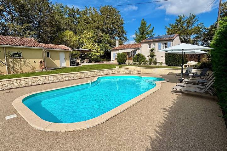 Chalet para 8 personas, con terraza y jardín - 1