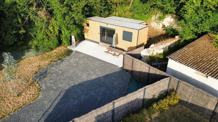 Chalet pour 4 personnes, avec terrasse et jardin