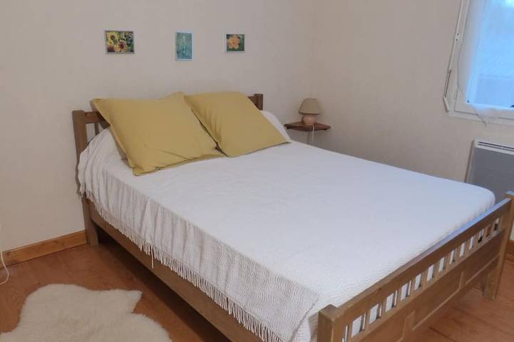 Gîte pour 10 personnes, avec piscine à Massiac - 4