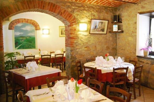 Agriturismo La Costa in Torre Bormida, Langhe