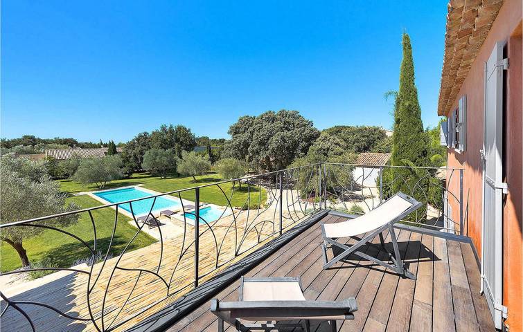 Location de vacances pour 12 personnes, avec jacuzzi ainsi que terrasse et piscine, adapté aux familles à Saint-Siffret - 2