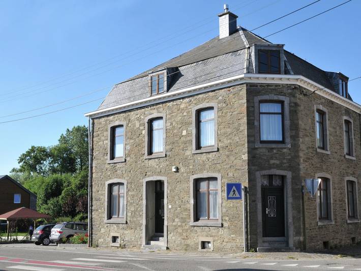 Maison de vacances pour 8 personnes, avec Terrasse ainsi que Jardin et Sauna à Bastogne