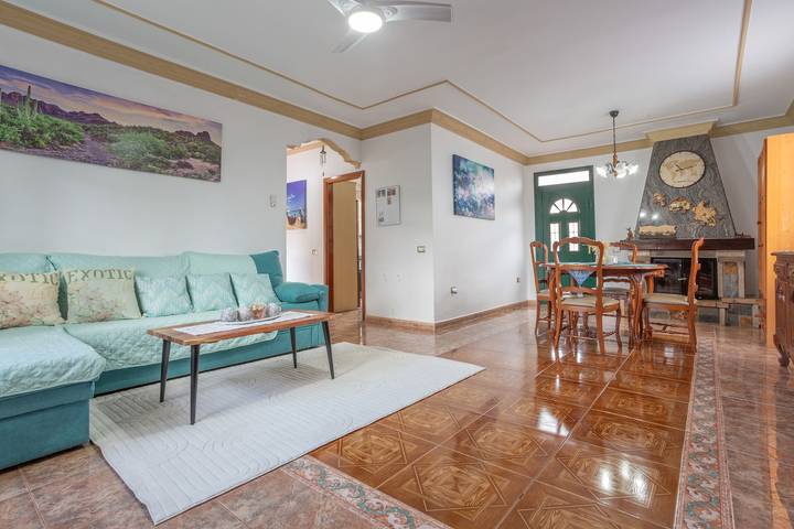 Chalet para 8 personas, con piscina para niños además de jacuzzi y jardín en Fuerteventura - 4