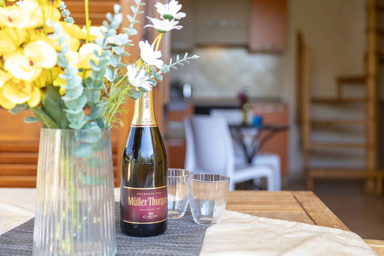 Appartamento "Baia delle mimose a 50 metri dal mare" con giardino privato & A/C in Pirotto Li Frati, Olbia-Tempio