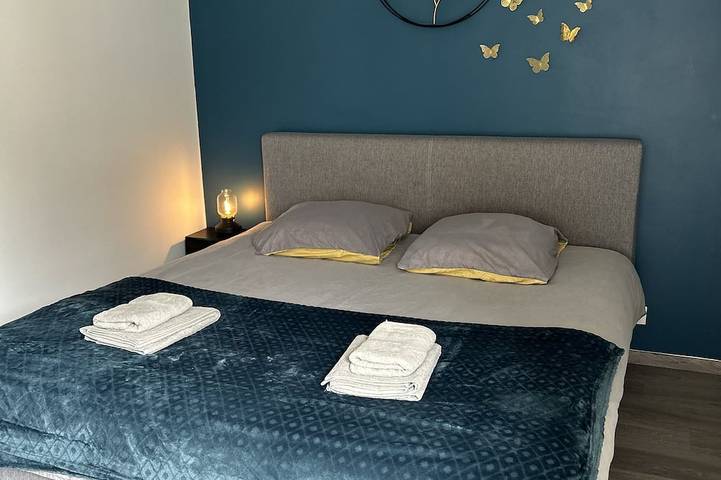 Entire apartment, Duplex family - 6 pers - 7min Disney - Parking - Wifi - Disney Ticket 80e. in Chessy, Seine-et-Marne