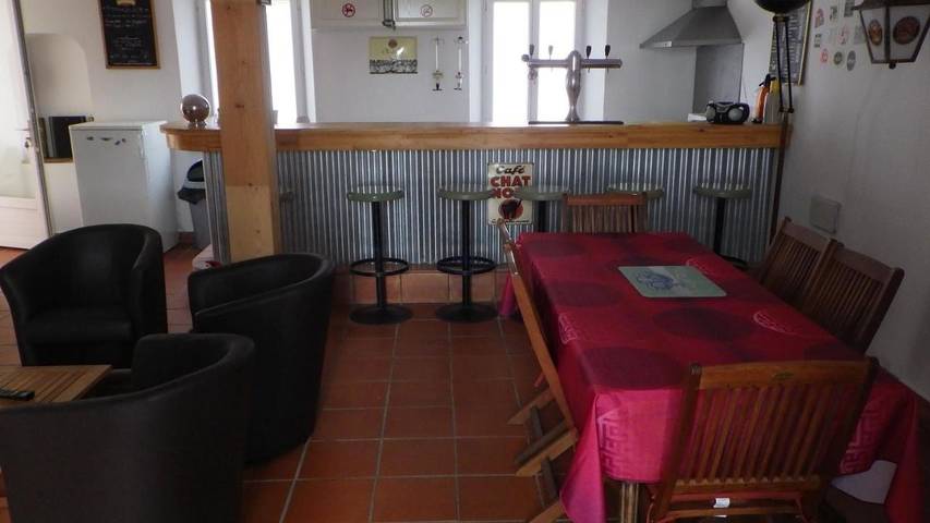 Gîte pour 5 personnes, avec vue ainsi que jardin et sauna à Longavesnes