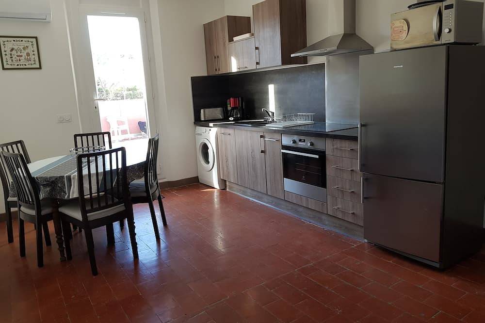 Appartement entier, Charmant appartement à Paziols in Paziols, Côte méditerranéenne (France)