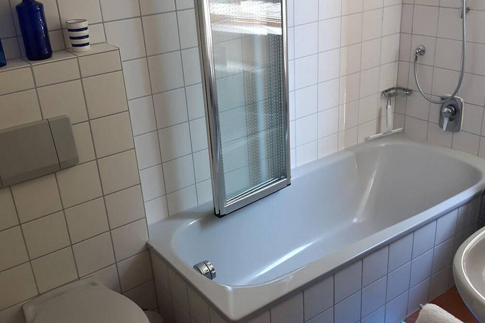 Ganze Wohnung, Ferienwohnung Pinie, Deutschland in Hambach (Neustadt), Neustadt an der Weinstraße