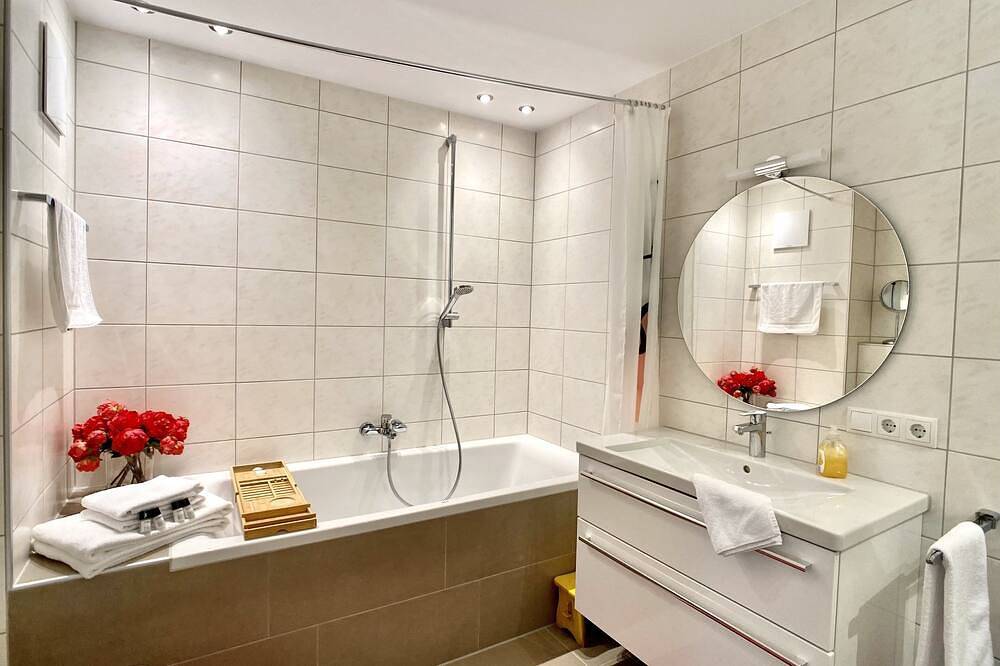 Ganze Wohnung, Stilvolles Apartment «Coco» am Bodensee in Hörbranz, Bodensee-Vorarlberg