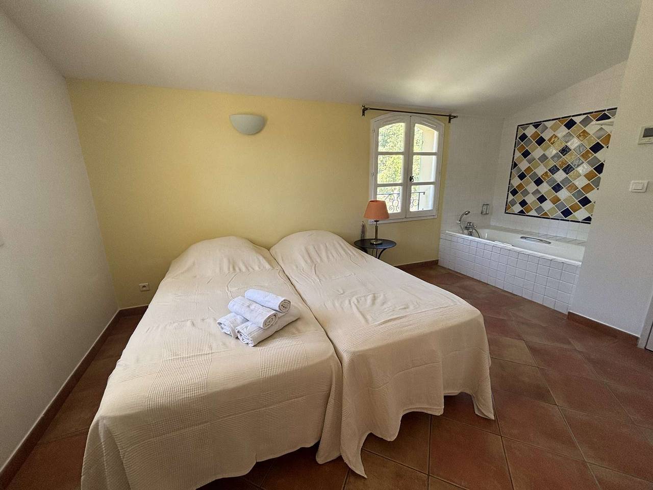 Appartement entier, Appartement vue mer - 6 pers. in Saint-Cyr-sur-Mer, Côte méditerranéenne (France)