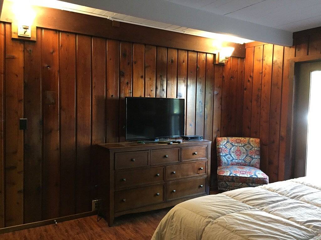 Miramar Beach oceanfront home w/ amazing deck views & just steps from the beach in Half Moon Bay, San Mateo County