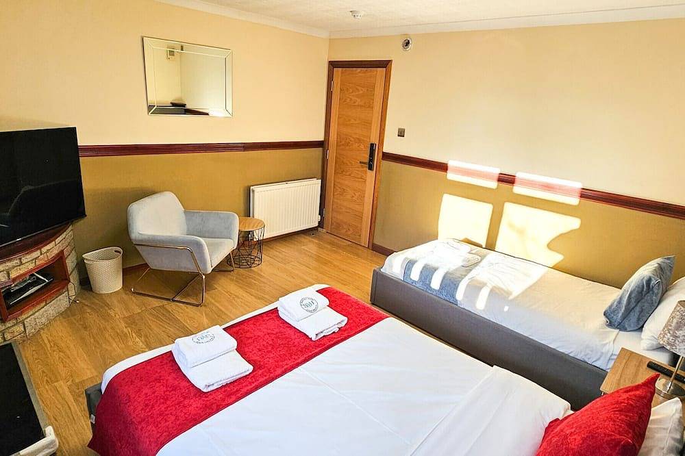 Duddingston Guest House - Room 9 in Edinburgh, Edinburgh and Lothian