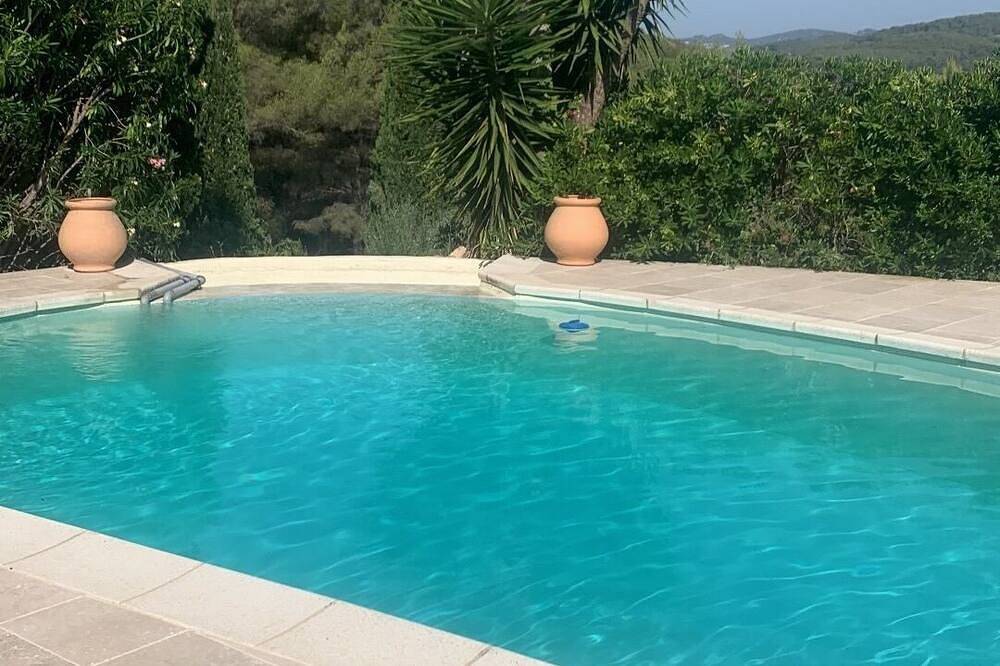 Appartement entier, Appartement indépendant avec piscine dans propriété in Ollioules, Côte méditerranéenne (France)