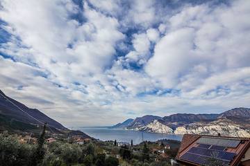Villa mit pool für 15 Personen, mit Balkon und Garten in Malcesine