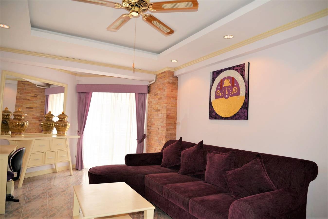 Ganze Ferienwohnung, Ferienwohnung für 2 Personen mit Balkon in Pattaya, Chon Buri