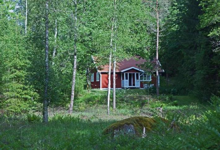 Ferienhaus für 7 Personen, mit Garten und Sauna sowie Seeblick in Schweden