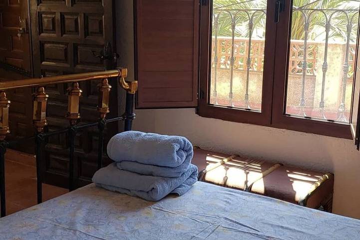 Gîte pour 12 personnes, avec terrasse et jardin, animaux acceptés à Lorca - 3