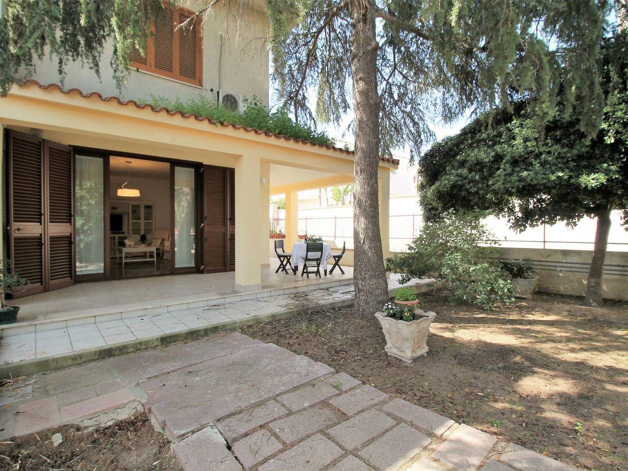 Ganze Wohnung, In Pulsano mit Garten in Pulsano, Golf von Tarent