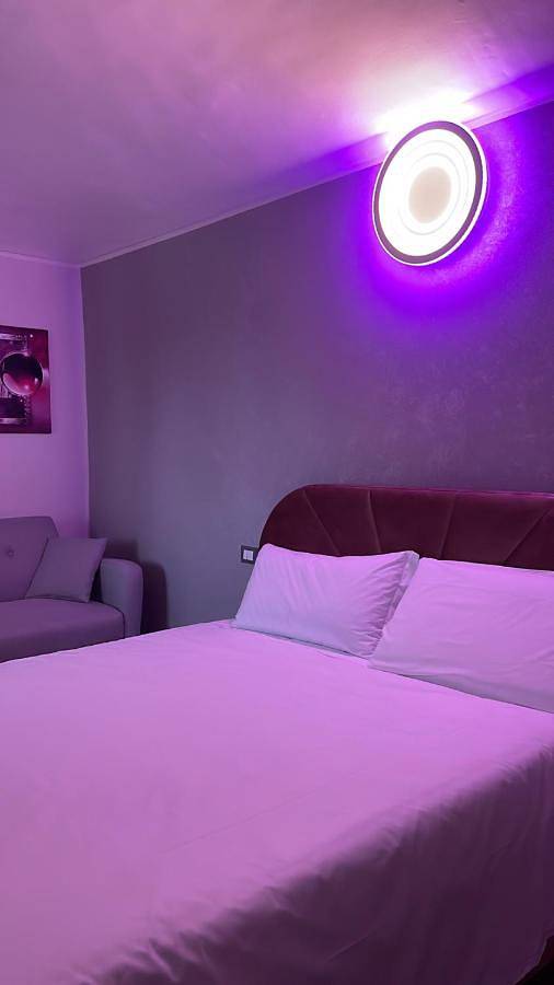 Airport apartments camera orchidea in San Maurizio Canavese, Canavese
