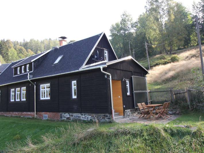 Ferienwohnung für 4 Personen, mit Terrasse und Garten in Klingenthal