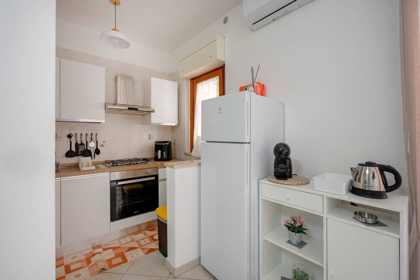 Ferienhaus 'Levante Eight Sea View' mit Meerblick, Wlan und Klimaanlage in Bari, Bari Provinz