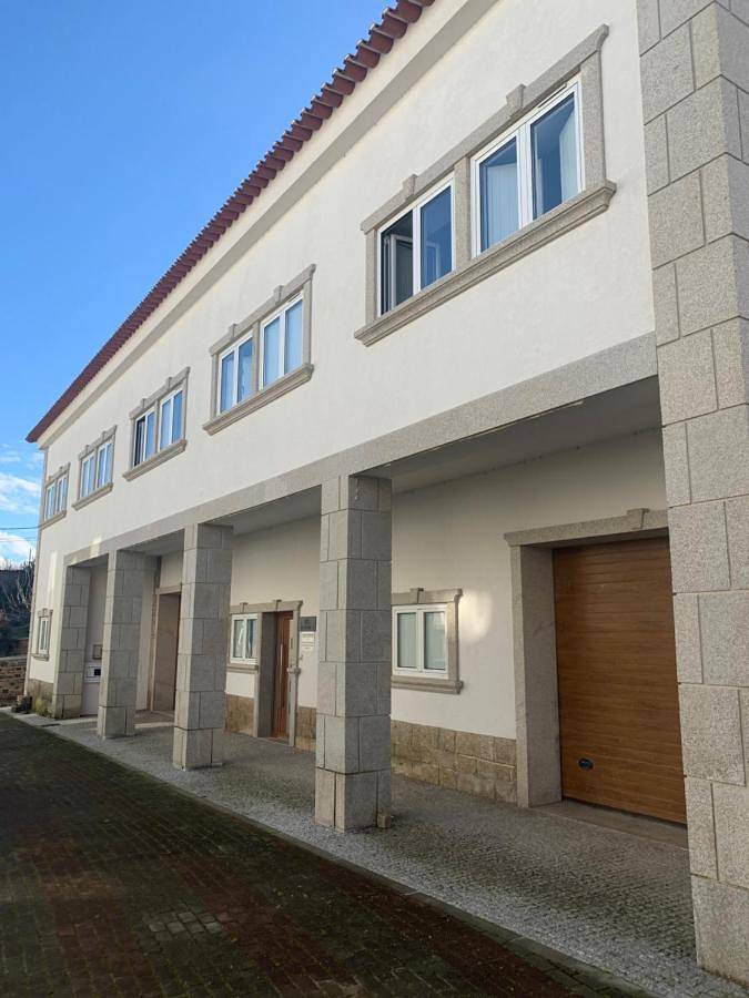 Gîte pour 2 personnes, avec jardin ainsi que vue et balcon dans Vinhais - 2