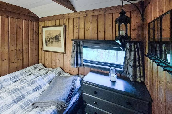 2 bedroom stunning home in Tysse in Samnanger